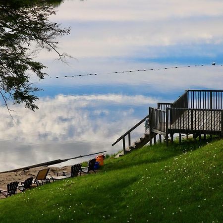 Sunny Point Resort Otter Lake Екстер'єр фото