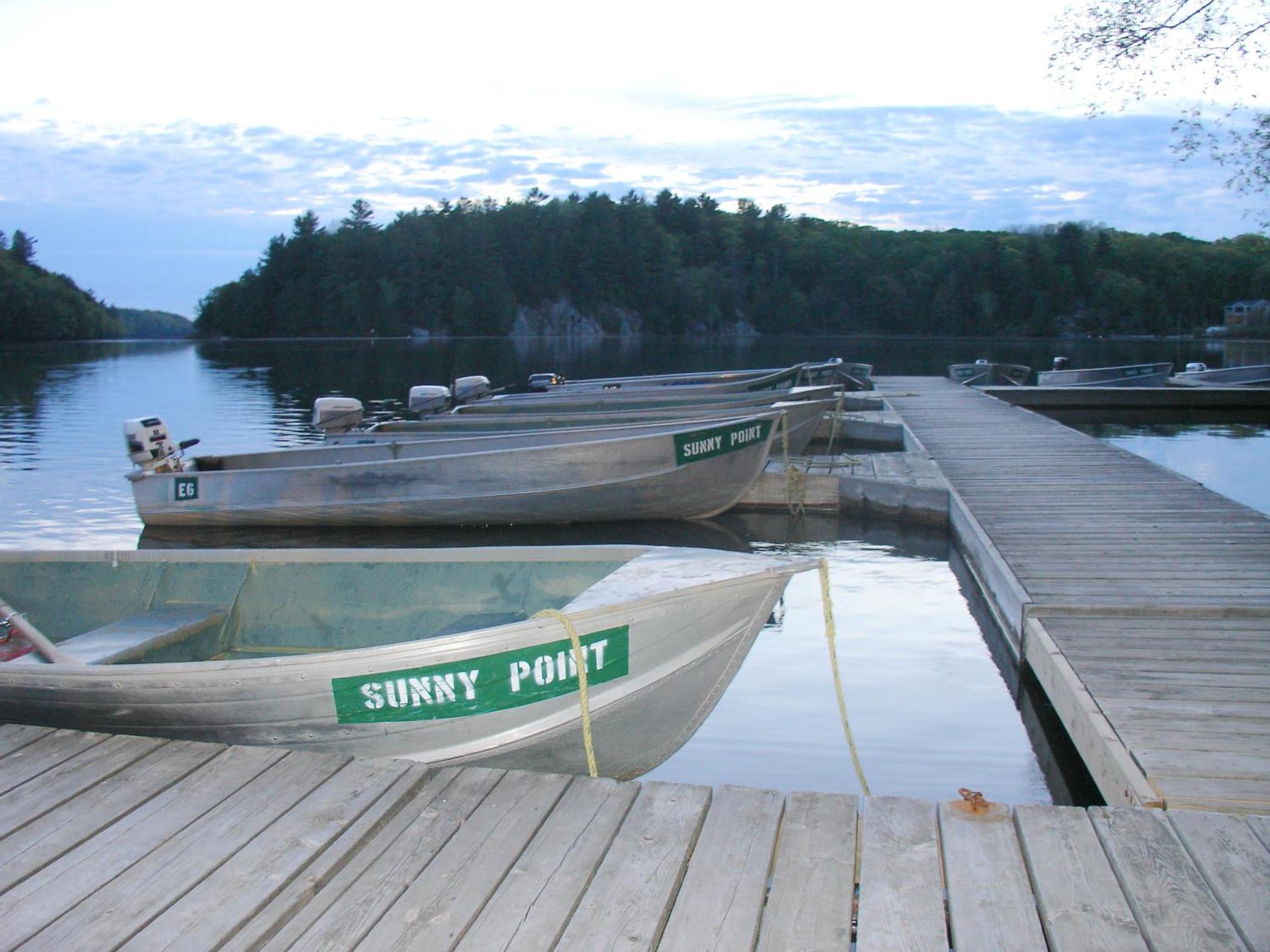 Sunny Point Resort Otter Lake Екстер'єр фото