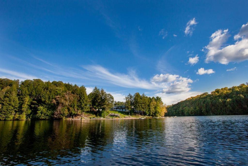 Sunny Point Resort Otter Lake Екстер'єр фото