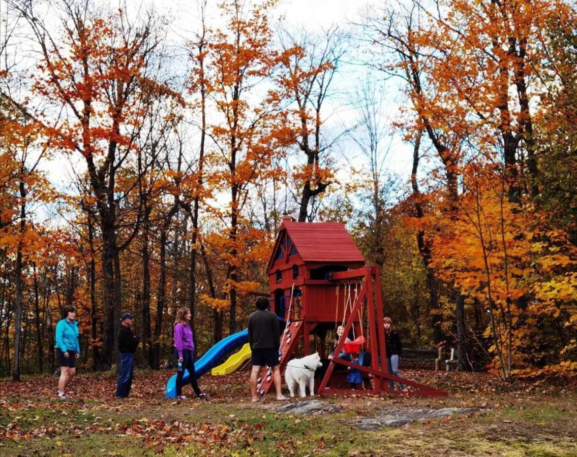 Sunny Point Resort Otter Lake Екстер'єр фото