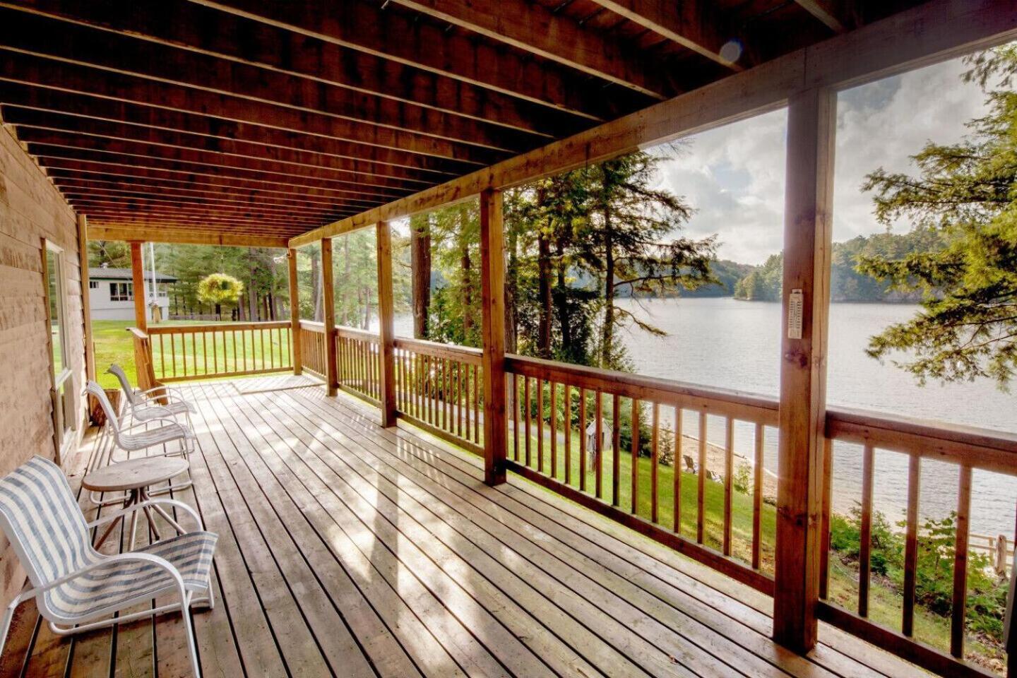 Sunny Point Resort Otter Lake Екстер'єр фото