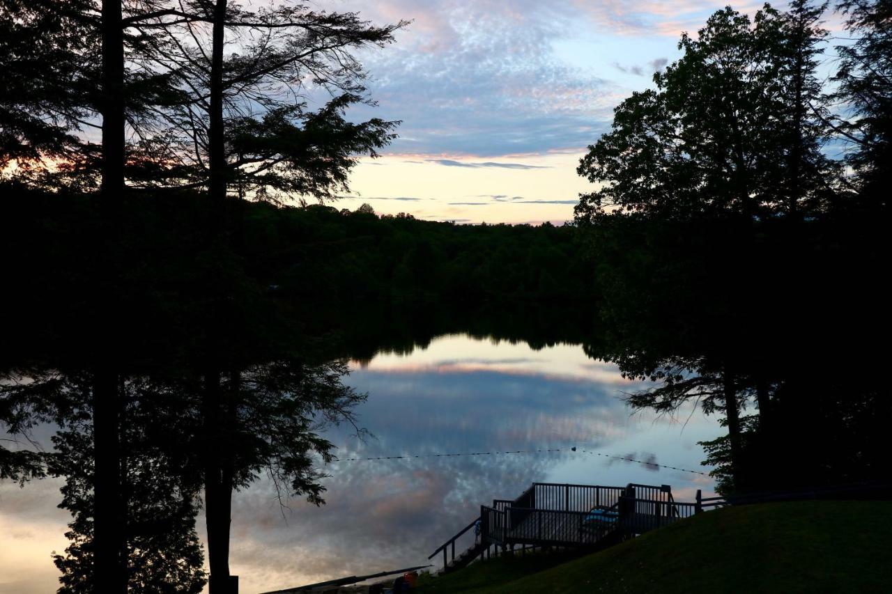 Sunny Point Resort Otter Lake Екстер'єр фото