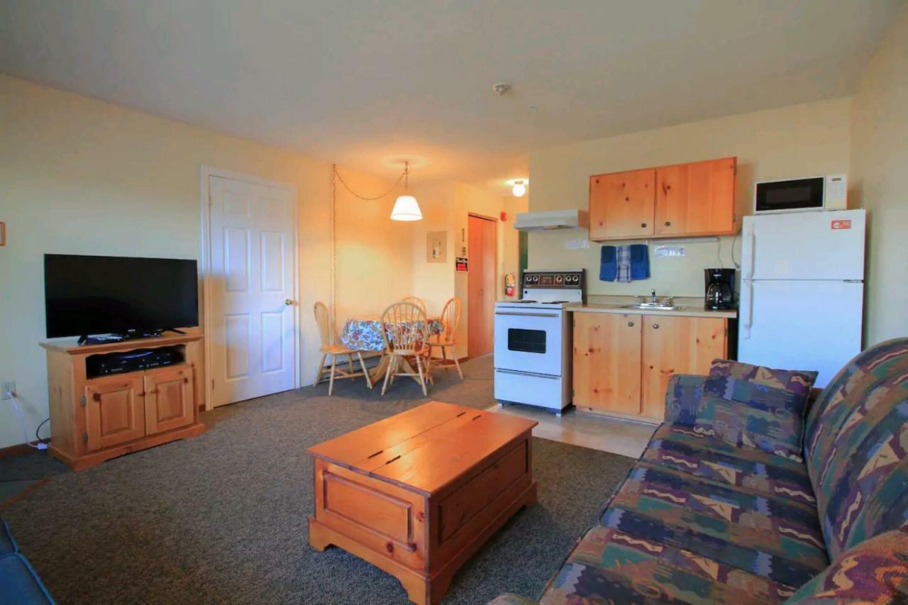 Sunny Point Resort Otter Lake Екстер'єр фото